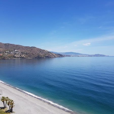 Atico En Almunecar. Primera Linea De Playa Con Vistas Espectaculares Kültér fotó