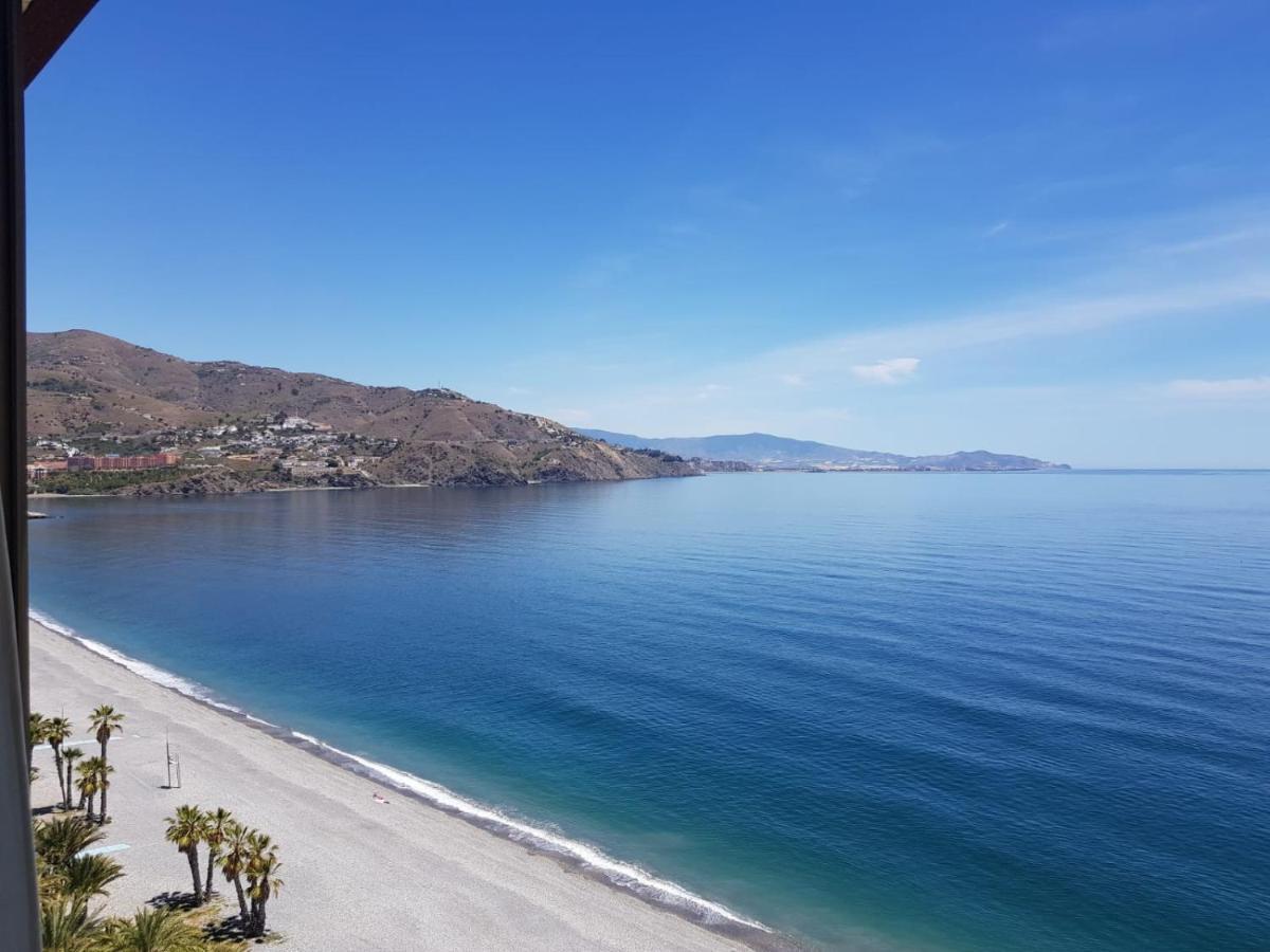 Atico En Almunecar. Primera Linea De Playa Con Vistas Espectaculares Kültér fotó